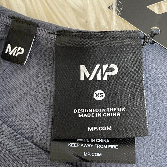 MY PROTEIN workout crop top - Picture 3 of 5